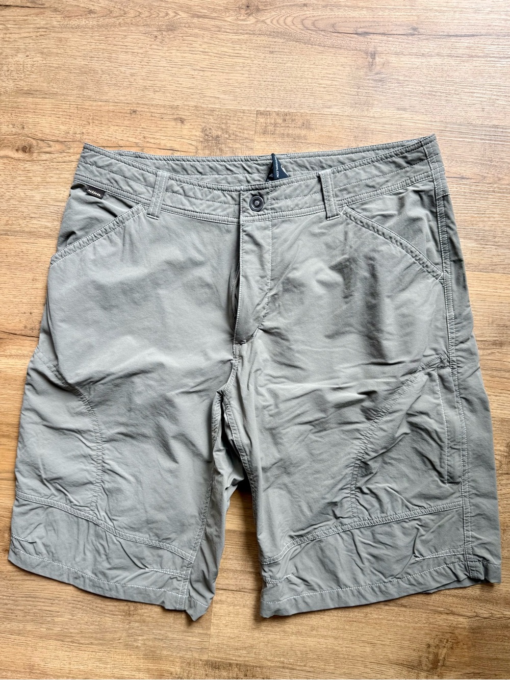 Men’s Kuhl Shorts 36